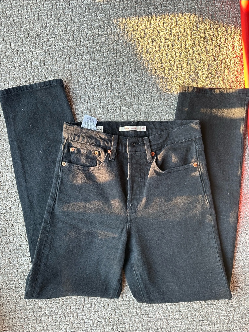 Levi's Women’s Black Straight-Leg Jeans